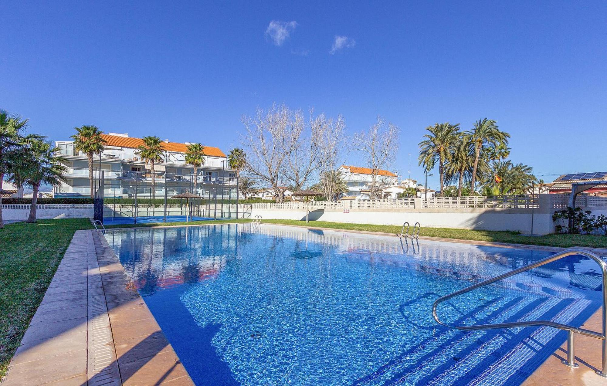 1 Bedroom Lovely In Apartment Denia
