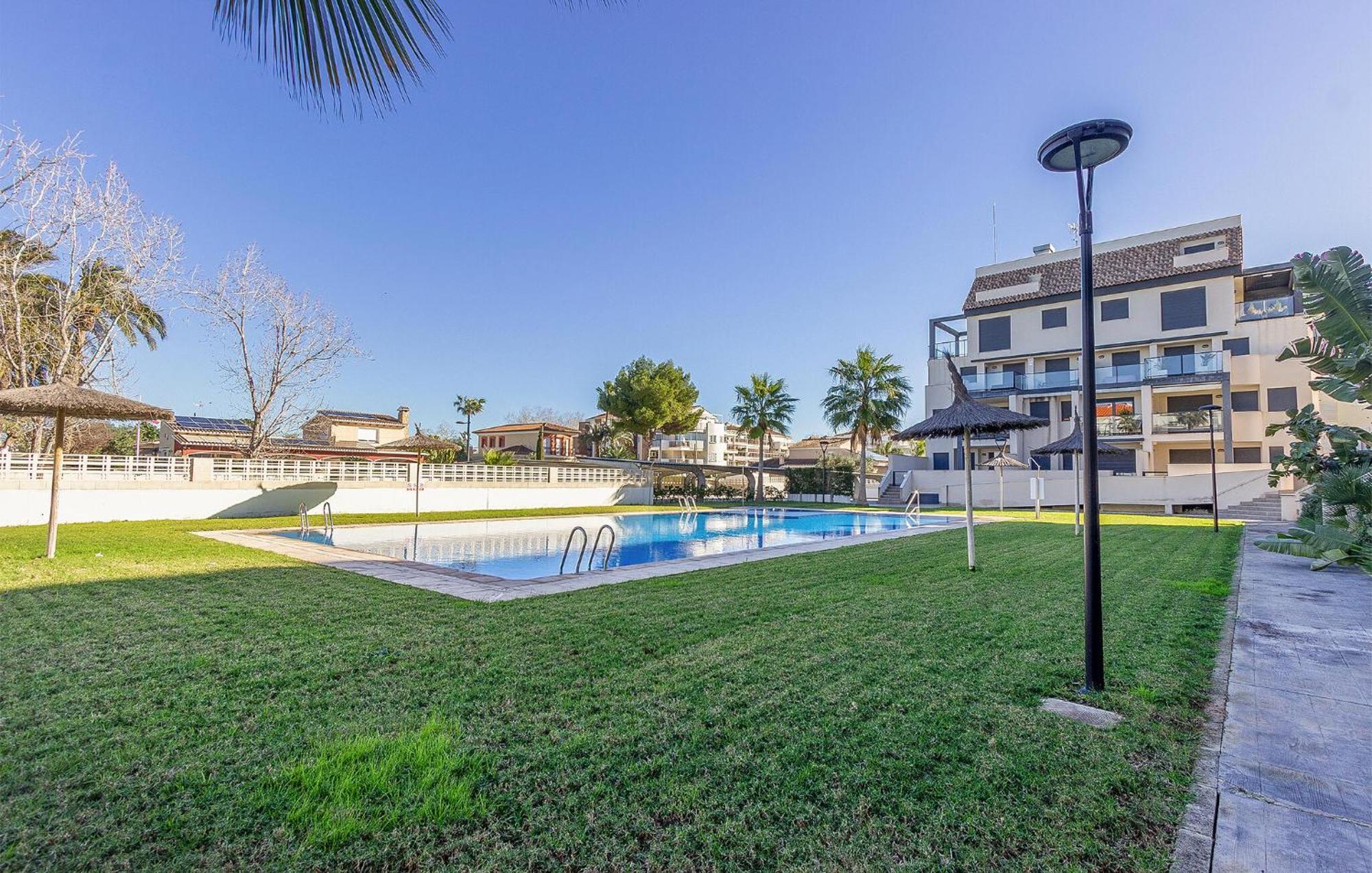 Apartment 1 Bedroom Lovely In
